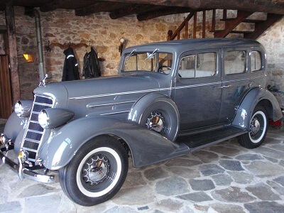 Oldsmobile-Sedán-1934
