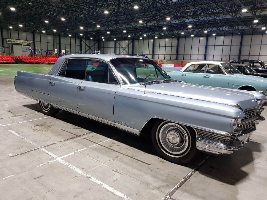 Cadillac-Fleetwood-75-1964-3