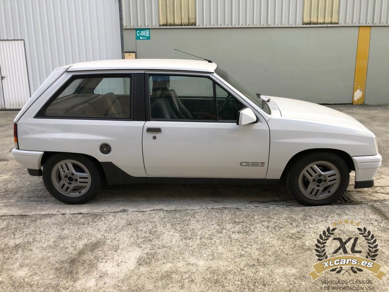 Opel-Corsa-1.6-i-GSI-1988-6