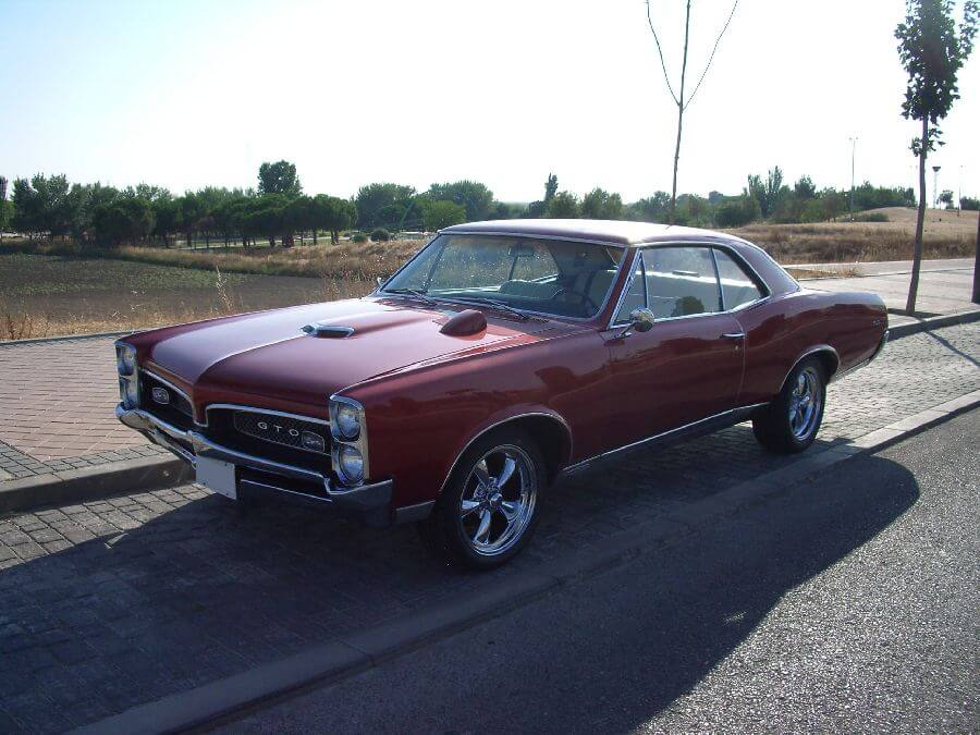 Pontiac-GTO-Hardtop-Hurst-Edition-1967-6