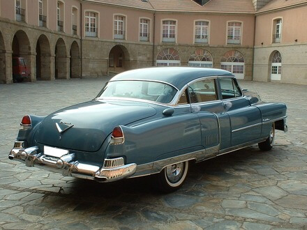Cadillac-Fleetwood-60-especial-1953-4