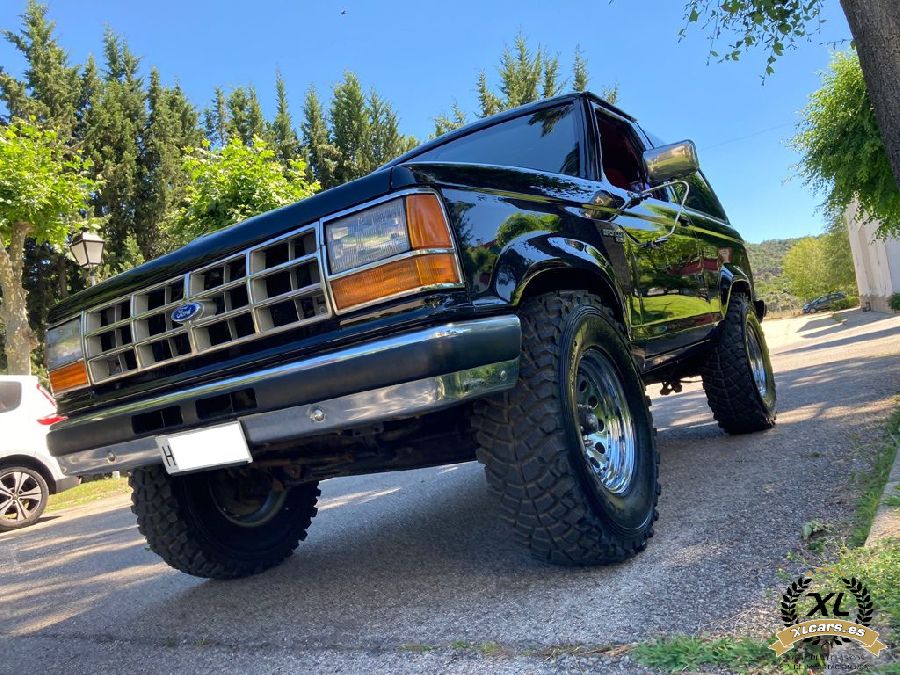 Ford-Bronco-II-XLT-1989-5