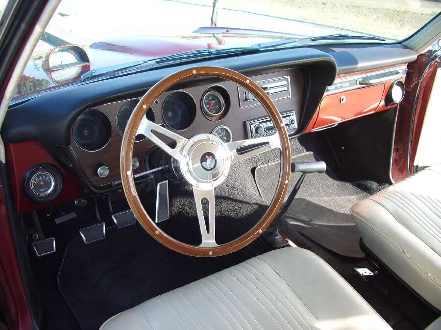 Pontiac-GTO-Hardtop-Hurst-Edition-1967-8
