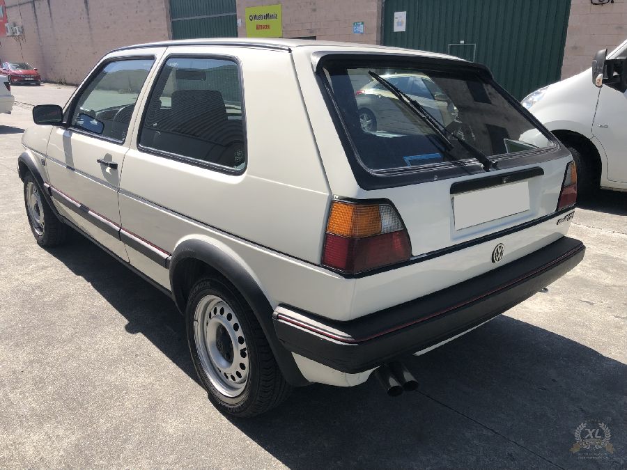 Volkswagen-Golf-GTI-MKII-1987-4
