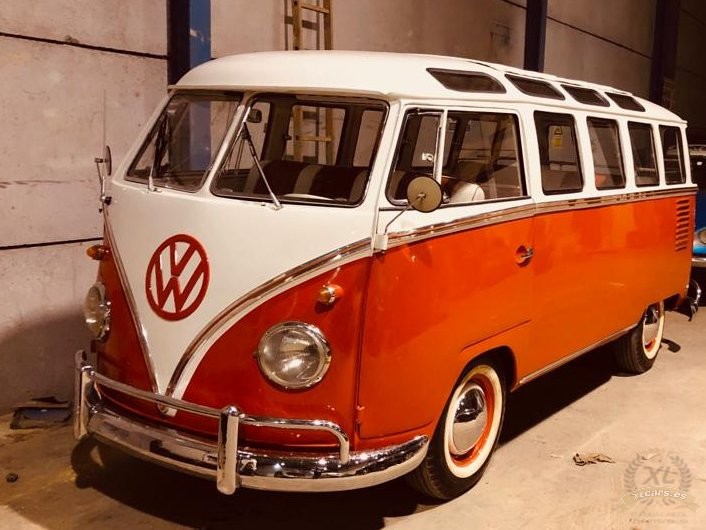Volkswagen-T1-Samba-Deluxe-1958-7